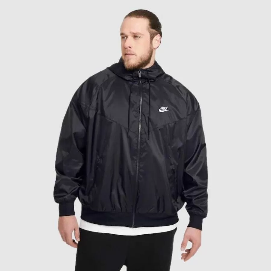 JAQUETA NIKE SPORTSWEAR WINDRUNNER  Preto